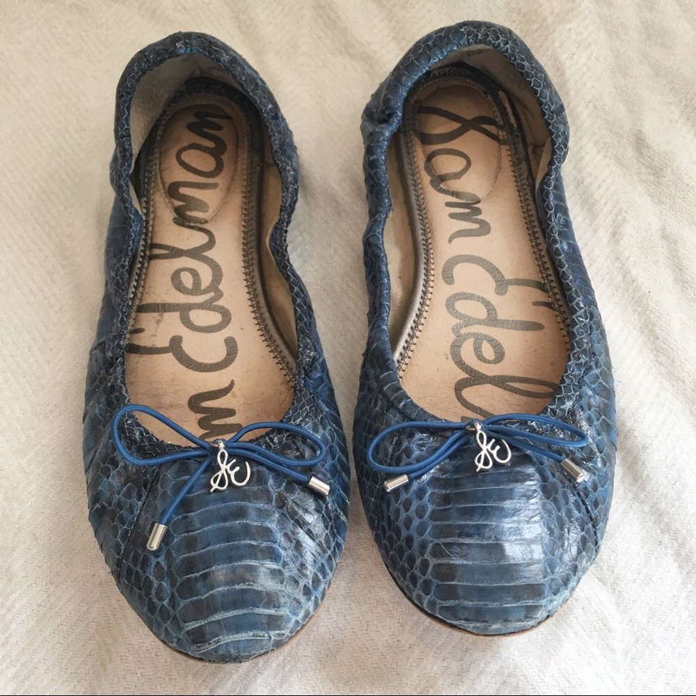 [Samedelman] Round Toe Snake Skin Feel Flats 6.5